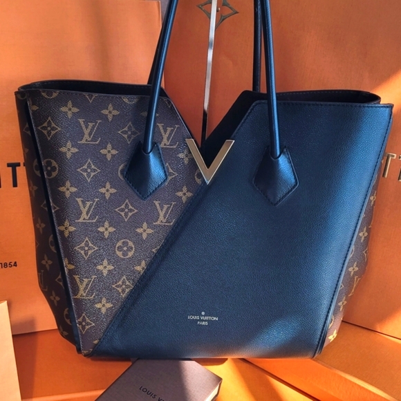 Louis Vuitton Black and Brown Kimono Women's Tote Bag - Picture 1 of 14